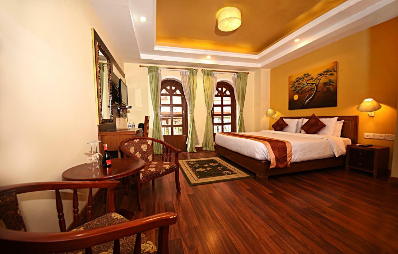 Dom Himalaya Hotel Kathmandu Exteriör bild