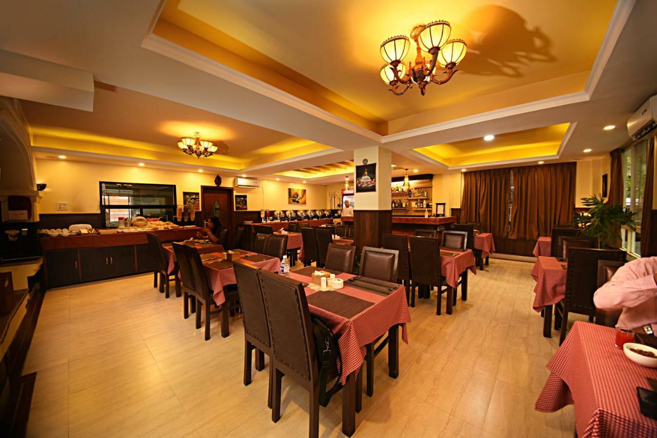Dom Himalaya Hotel Kathmandu Exteriör bild
