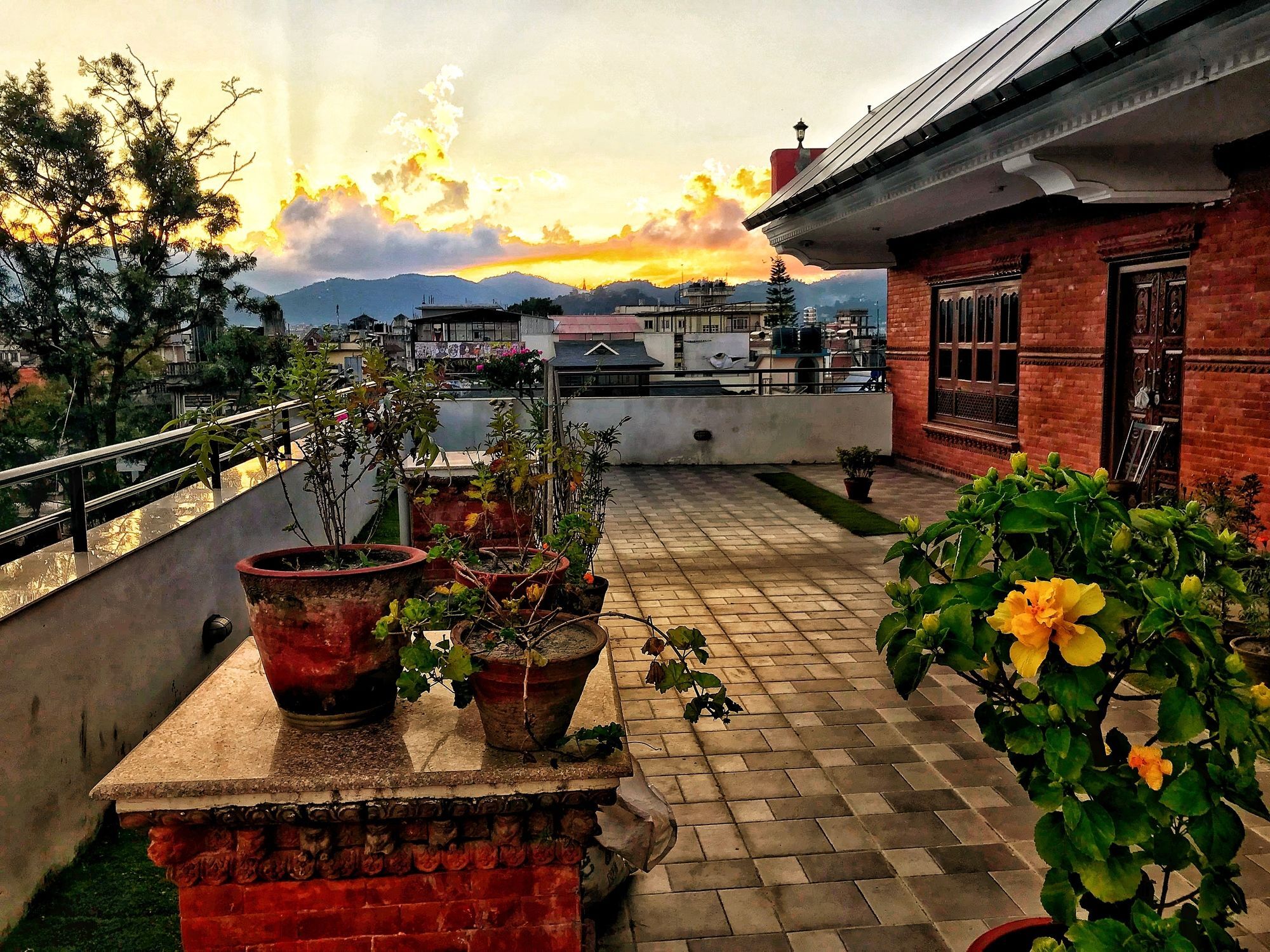 Dom Himalaya Hotel Kathmandu Exteriör bild